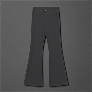 NWT Lululemon Groove Wide-Leg High-Waisted Flared Pants Gray